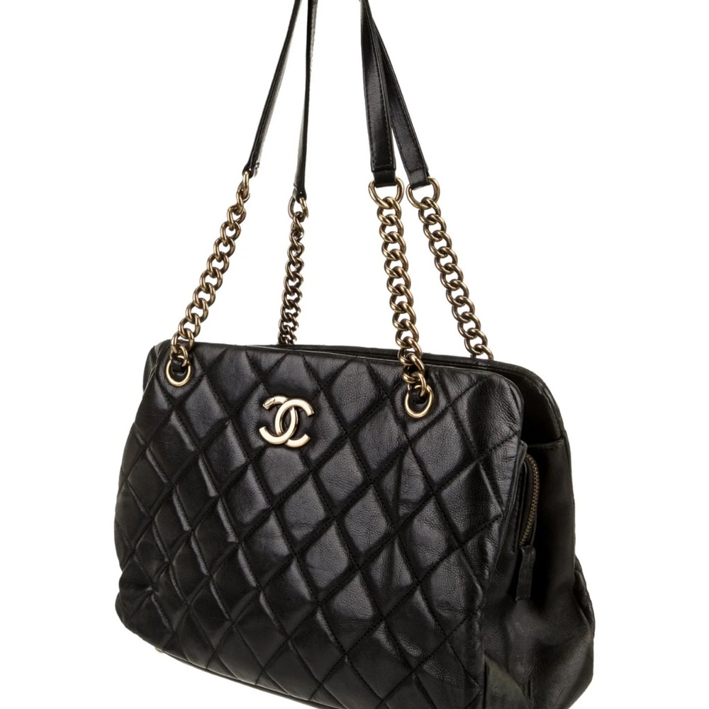 Chanel quilted crown tote - Picture 6 of 6